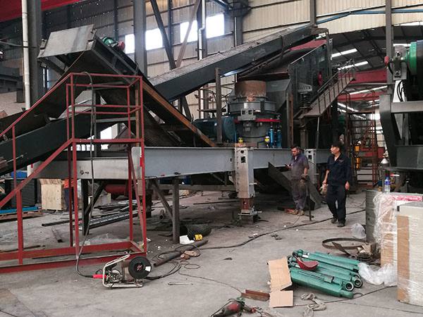 重慶小型移動破碎機生產廠家
